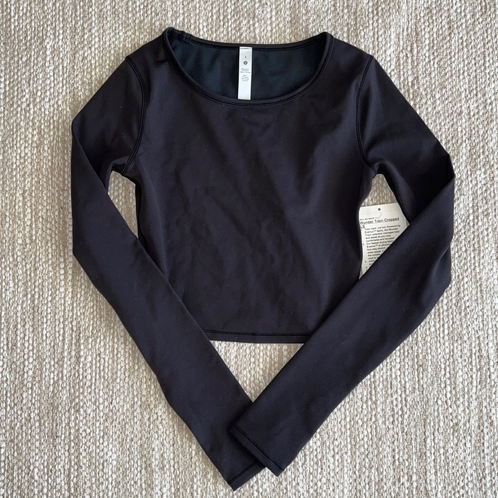 Lululemon wunder train cropped long sleeve top